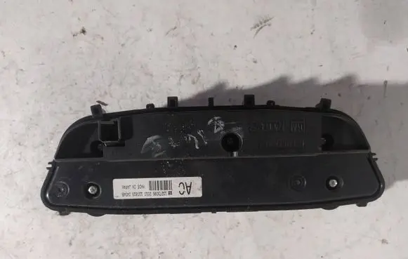 Opel Insignia A Climate control unit 13273095