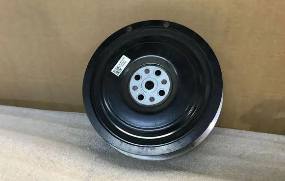 Volvo XC90 Crankshaft pulley P31401195 000351