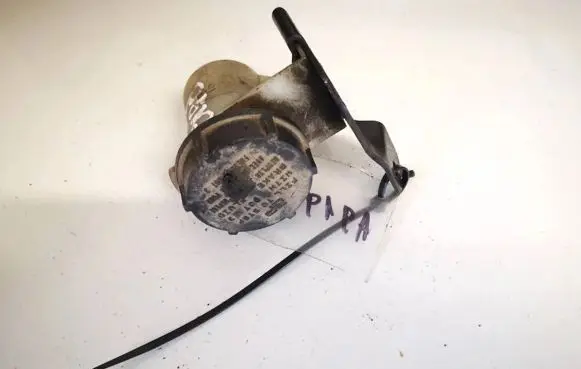 Chrysler PT Cruiser Brake fluid reservoir 