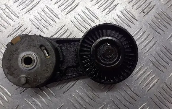 Opel Vectra C Alternator belt tensioner pulley 24430296