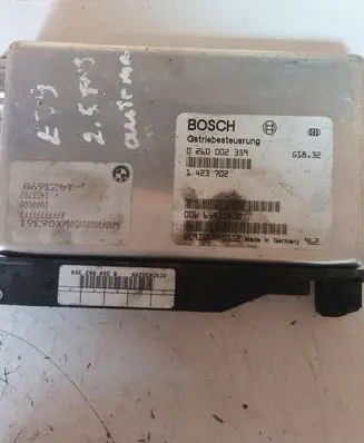 BMW 5 E39 Transmission gearbox valve body 0260002359 1423702