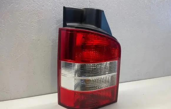 Volkswagen Multivan T5 Rear/tail lights 7H5945257A