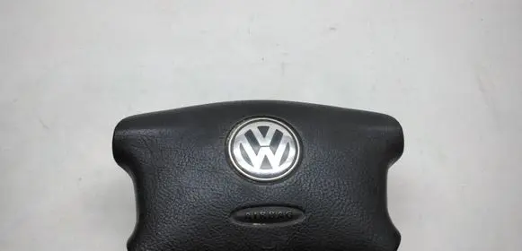 Volkswagen Golf IV Steering wheel airbag 3B0880201BM