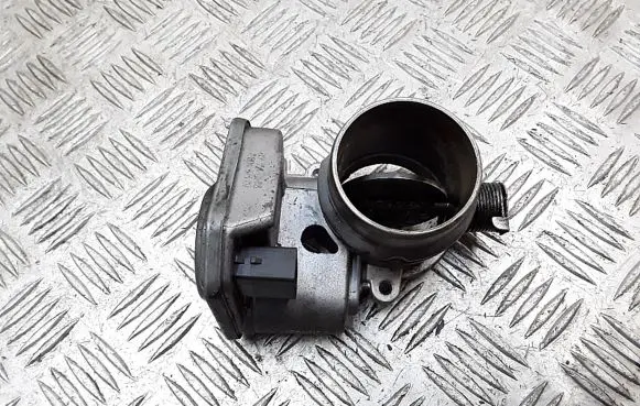 BMW 1 E81 E87 Throttle valve 780437302