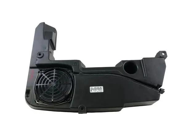 Audi A4 S4 B8 8K Subwoofer speaker 8T8035382