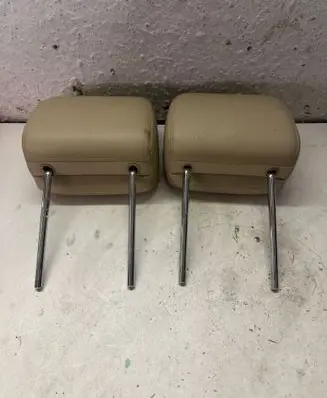 Jaguar XF X250 Front seat headrest 