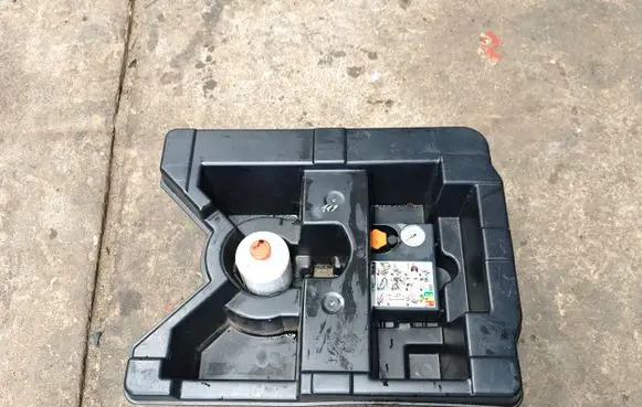 Nissan Juke I F15 Tool set 849B41KE0A