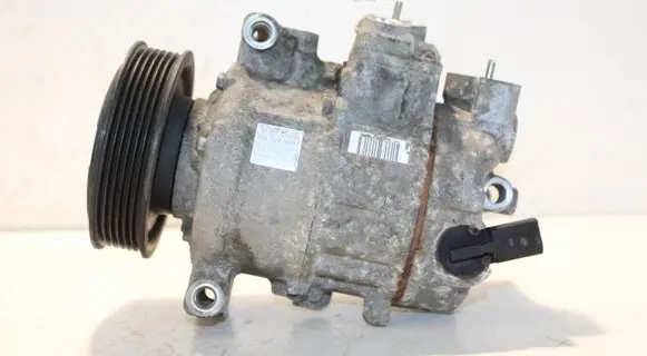 Volkswagen PASSAT B6 Air conditioning (A/C) compressor (pump) 1K0820859T