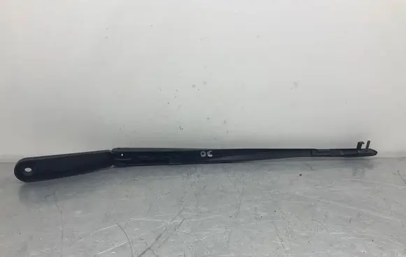BMW 5 F10 F11 Front wiper blade arm 7182594