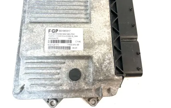 Fiat Punto (188) Engine control unit/module FGP55195817 MJD6JFP3