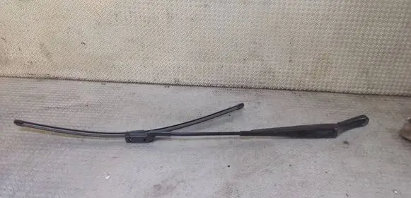 Volkswagen Caddy Windshield/front glass wiper blade 2K2955410B