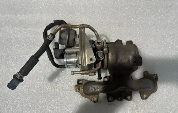 Nissan Juke I F15 Turbo 144106351R 144839204R