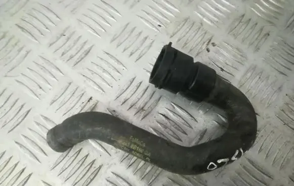 Volvo XC70 Engine coolant pipe/hose BG918B160GA