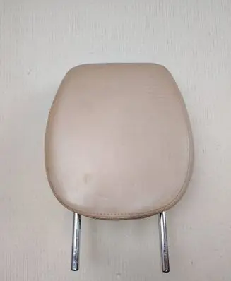 Porsche Cayenne (9PA) Front seat headrest