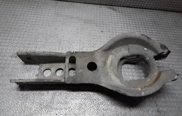 Volvo V70 Rear control arm