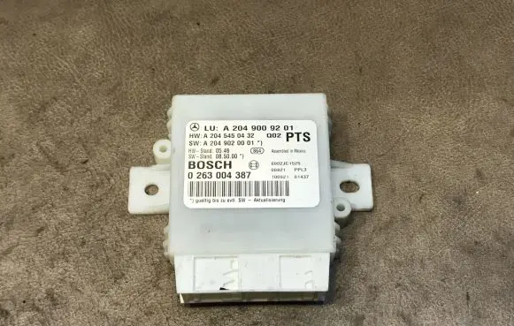 Mercedes-Benz C W204 Parking PDC control unit/module A2049009201