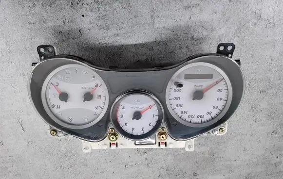 Speedometer (instrument cluster)