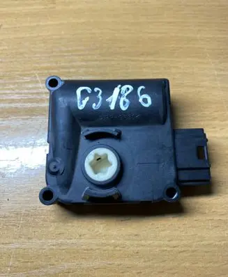 Audi A8 S8 D3 4E Heater fan/blower 0132801323 C3186
