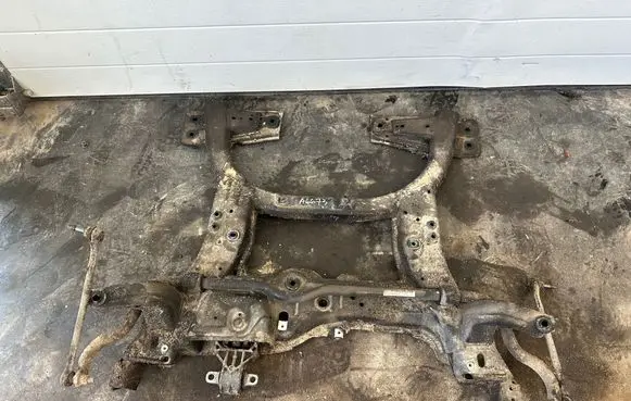 Mercedes-Benz A W176 Front subframe 