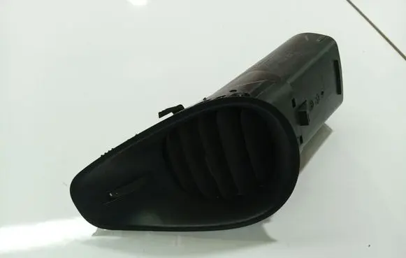 Dash center air vent grill