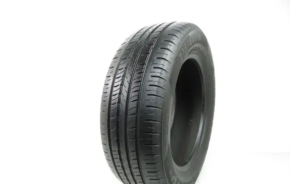Volkswagen Golf V R16 summer tire 