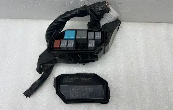Toyota C-HR I Fuse box set 82662F4270