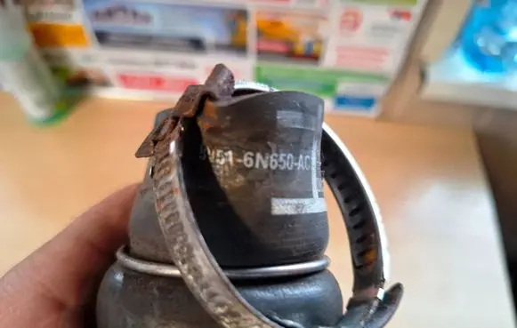 Ford Fiesta Intercooler hose/pipe 8V516N650aC