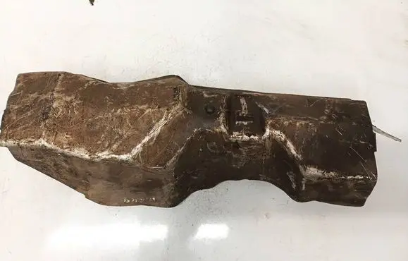 Exhaust heat shield