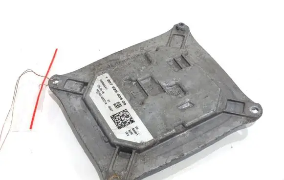 Peugeot 308 Voltage converter/converter module 130732940300