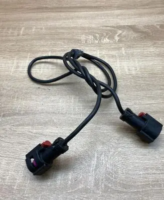 BMW 1 F40 Plug wire 9296981 106887