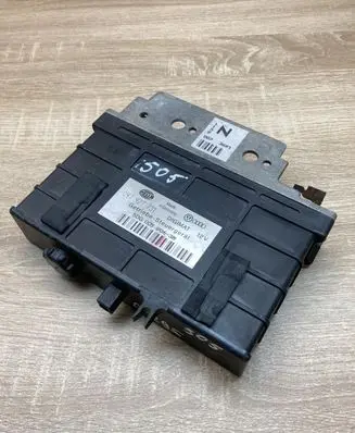 Audi 80 90 S2 B4 Engine control unit/module ECU 097927731 5DG005906