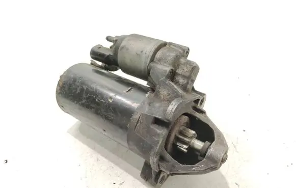 Audi A4 S4 B7 8E 8H Starter motor 03G911023a