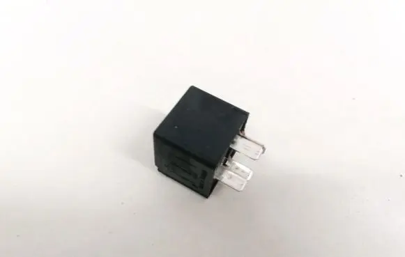 Ford Mondeo Mk III Other relay 5M5T14B192CA