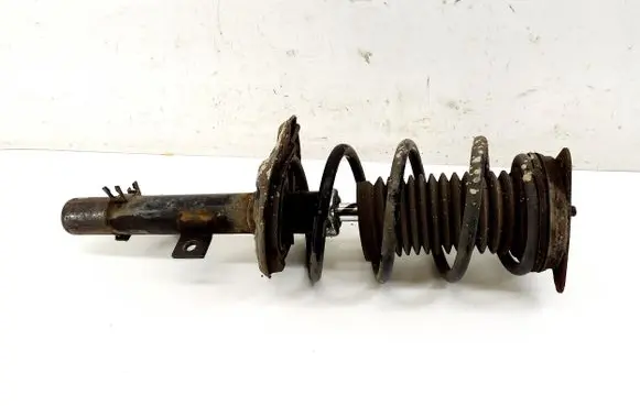 Nissan Qashqai Front shock absorber/damper