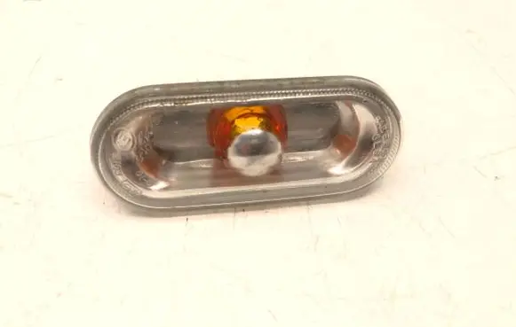 Volkswagen Caddy Front fender indicator light 2K0949117B 0215655