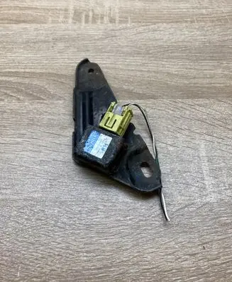 Toyota Prius (XW20) Airbag deployment crash/impact sensor 8917347040 2521000150