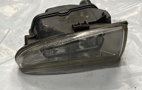 Ford Mondeo MK II Front fog light 93BG15233AA 96FG15K233AA