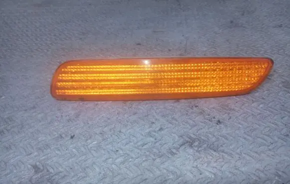Volvo S40, V40 Front reflector FL30896799