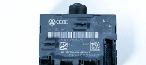 Audi A4 S4 B8 8K Door control unit/module 8K0959793E