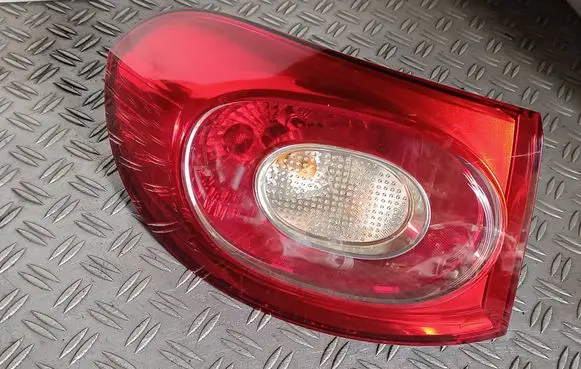 Volkswagen Tiguan Rear/tail lights 5N0945095F 009691018767