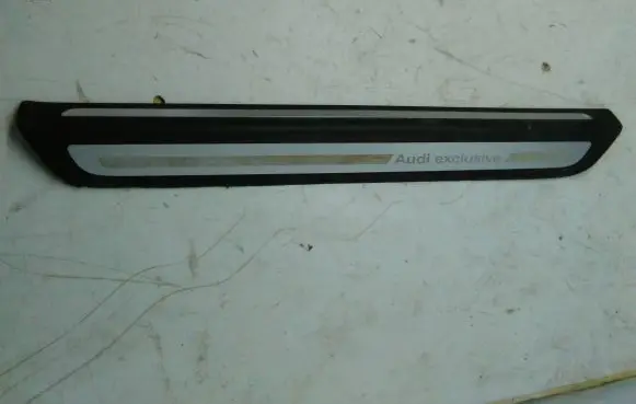 Audi Q5 SQ5 Front sill trim cover 8R0853373A 8R0853373C 8R0853373
