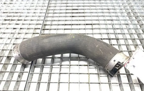 BMW X3 F25 Intercooler hose/pipe 15476810