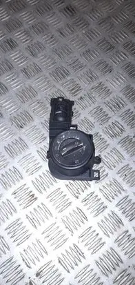 Volkswagen Touareg I Light switch