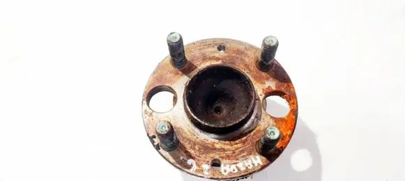 Mazda 2 Rear wheel hub