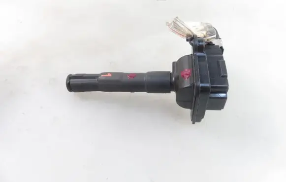 Volkswagen PASSAT B5 High voltage ignition coil 0040100013 058905105