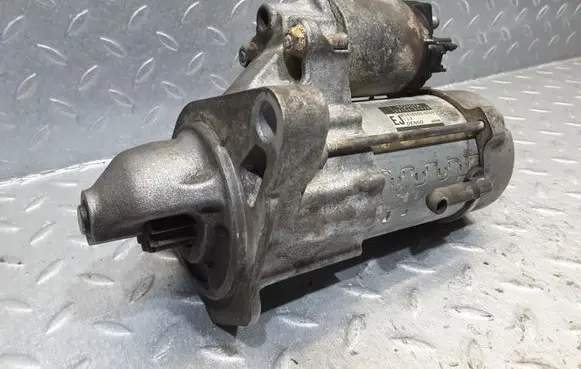 Toyota Yaris Starter motor 281000Y020 MS4280006360 09L20