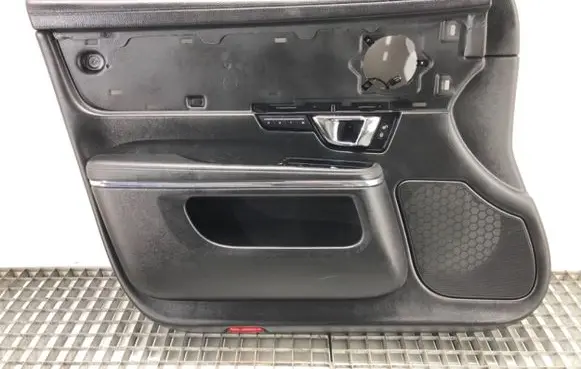 Jaguar XJ X351 Front door card panel trim