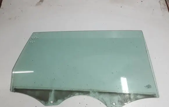 Audi Q7 4L Rear door window glass 