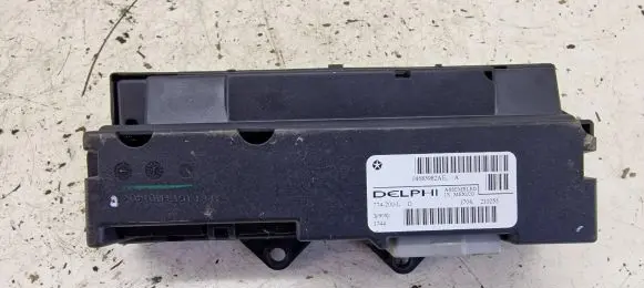 Chrysler Pacifica Electric window control switch 04685982AE