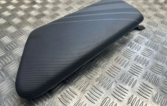 KIA EV6 Armrest 84660CV100